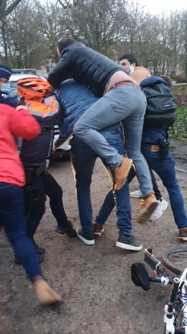 Belçika Polisi’nin işkencesi belgelendi!